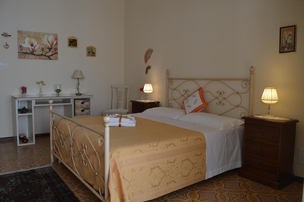 Bed & Breakfast Marena Sant'Agata Li Battiati Δωμάτιο φωτογραφία